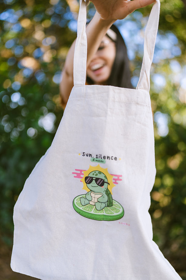 Tote bag